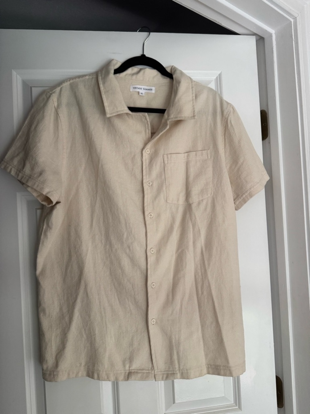 Short-Sleeve Button Shirt in Cream